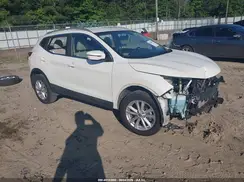 JN1BJ1CP9JW184831 2018 NISSAN ROGUE