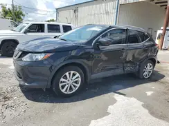 JN1BJ1CP9JW185851 2018 NISSAN ROGUE
