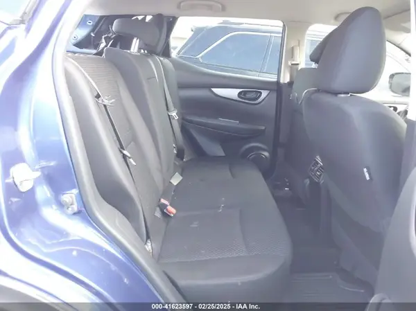 JN1BJ1CP9JW194825 2018 NISSAN ROGUE - Image 8