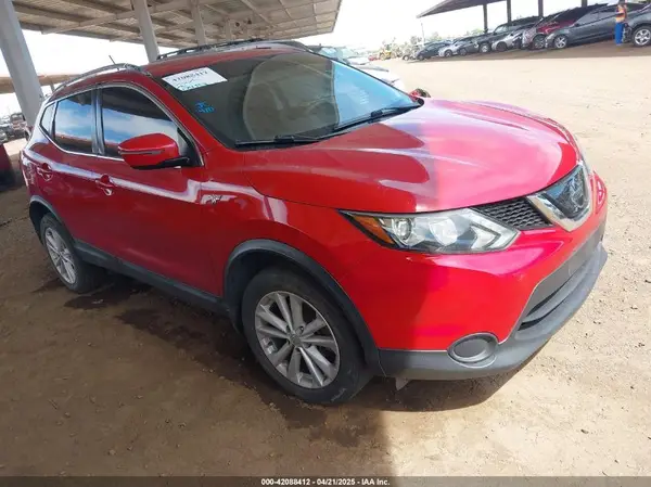 JN1BJ1CP9JW196199 2018 NISSAN ROGUE - Image 1