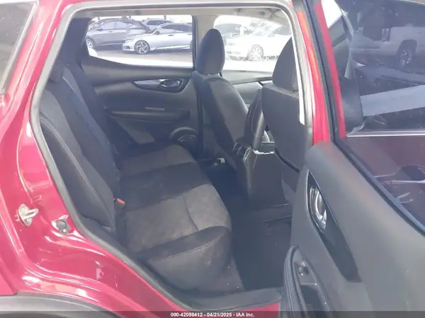 JN1BJ1CP9JW196199 2018 NISSAN ROGUE - Image 8