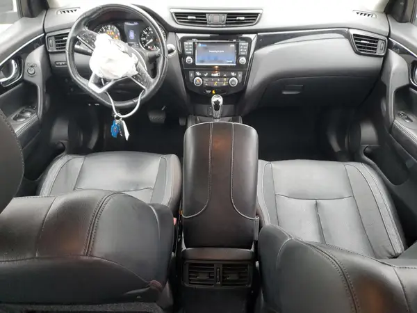 JN1BJ1CP9JW500180 2018 NISSAN ROGUE - Image 8