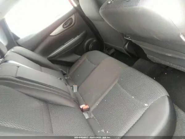 JN1BJ1CP9KW220583 2019 NISSAN ROGUE - Image 8