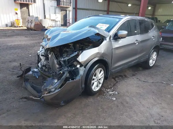 JN1BJ1CP9KW229154 2019 NISSAN ROGUE - Image 2