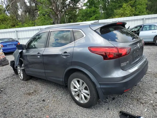JN1BJ1CP9KW240607 2019 NISSAN ROGUE - Image 2