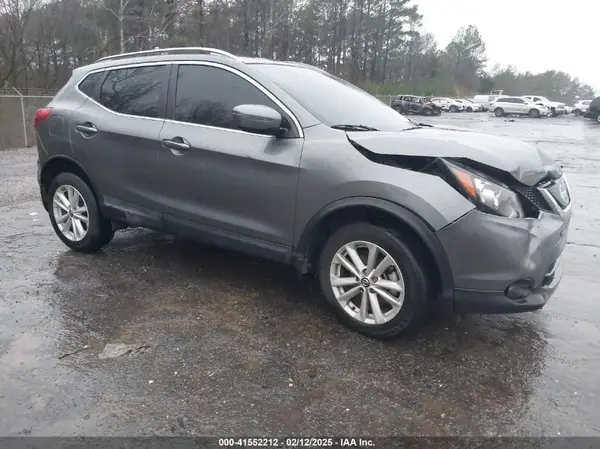 JN1BJ1CP9KW243586 2019 NISSAN ROGUE - Image 1