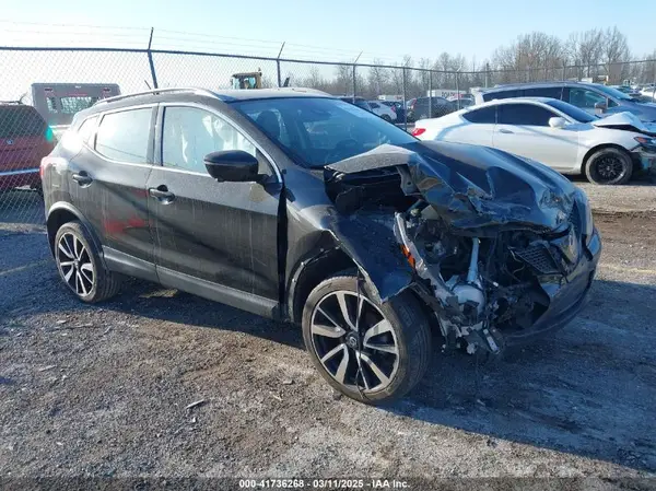 JN1BJ1CP9KW524464 2019 NISSAN ROGUE - Image 1