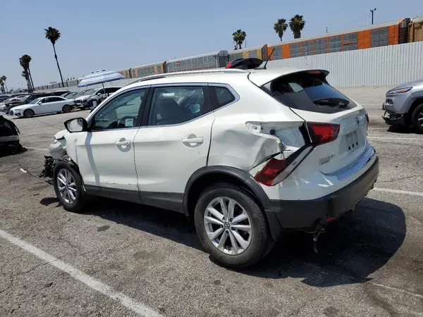 JN1BJ1CP9KW530197 2019 NISSAN ROGUE - Image 2