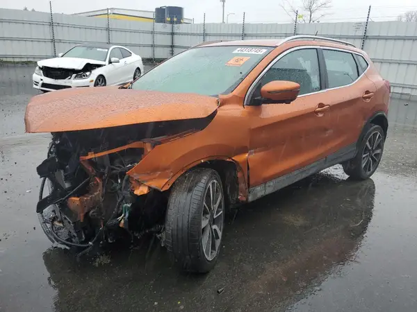 JN1BJ1CPXHW002578 2017 NISSAN ROGUE - Image 1