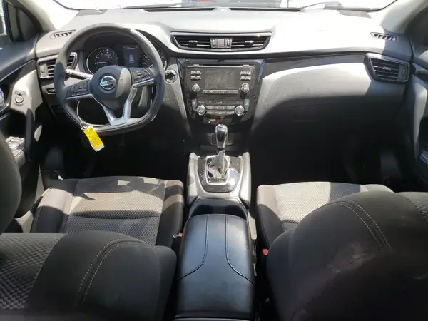 JN1BJ1CPXHW009935 2017 NISSAN ROGUE - Image 8