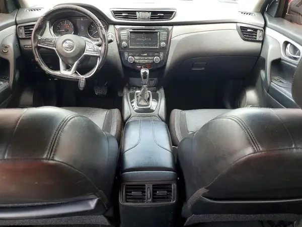 JN1BJ1CPXHW013502 2017 NISSAN ROGUE - Image 8