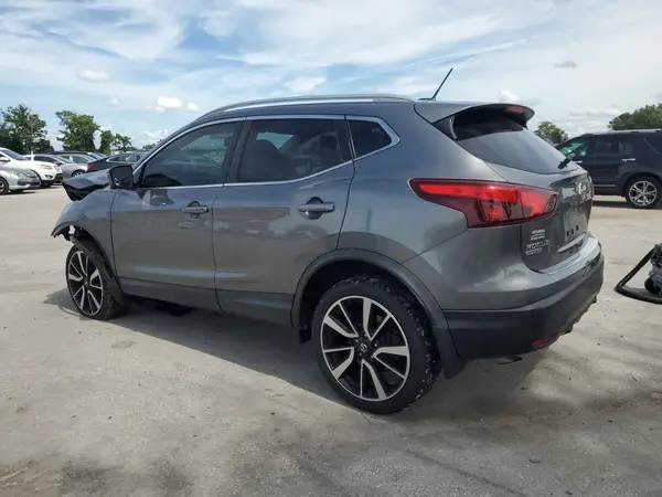 JN1BJ1CPXHW013550 2017 NISSAN ROGUE - Image 2