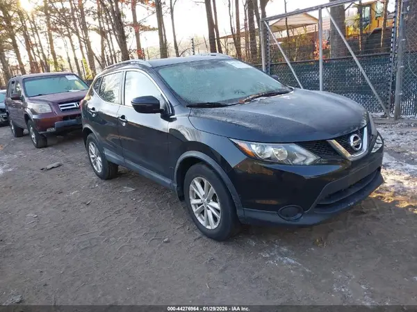 JN1BJ1CPXHW017114 2017 NISSAN ROGUE - Image 1