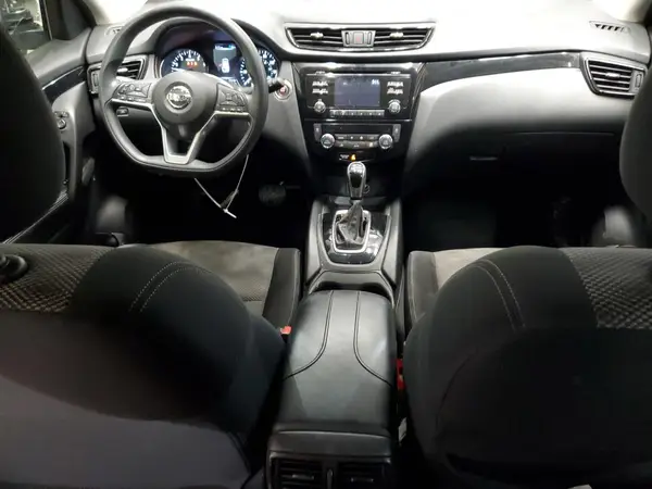 JN1BJ1CPXHW017520 2017 NISSAN ROGUE - Image 8
