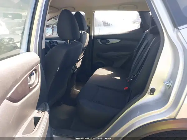 JN1BJ1CPXHW017629 2017 NISSAN ROGUE - Image 8