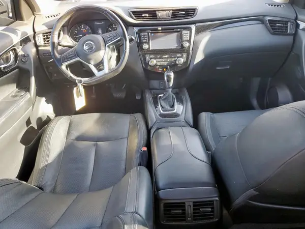 JN1BJ1CPXHW018523 2017 NISSAN ROGUE - Image 8
