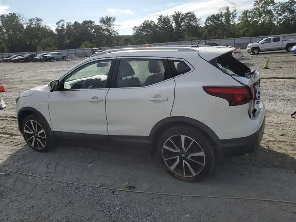 JN1BJ1CPXHW026007 2017 NISSAN ROGUE - Image 2