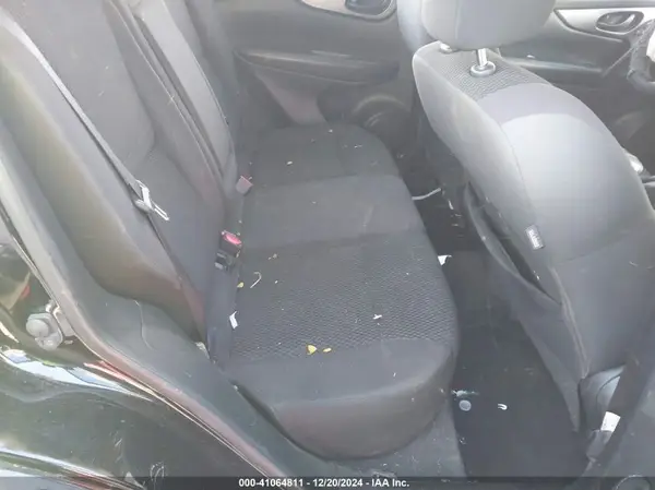 JN1BJ1CPXHW026170 2017 NISSAN ROGUE - Image 7