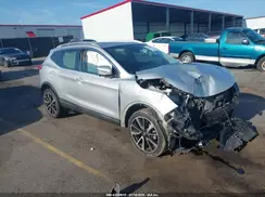 JN1BJ1CPXHW027917 2017 NISSAN ROGUE