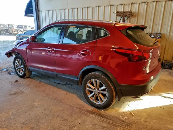 JN1BJ1CPXHW031403 2017 NISSAN ROGUE - Image 2