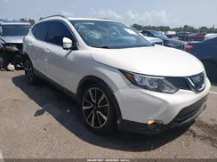 JN1BJ1CPXHW035435 2017 NISSAN ROGUE