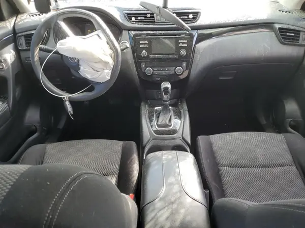 JN1BJ1CPXHW035659 2017 NISSAN ROGUE - Image 8