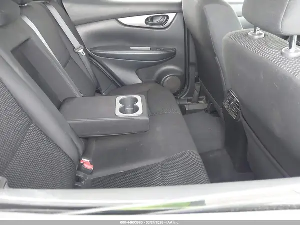 JN1BJ1CPXJW100192 2018 NISSAN ROGUE - Image 8