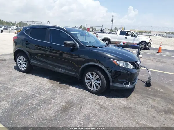 JN1BJ1CPXJW101035 2018 NISSAN ROGUE