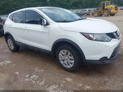 JN1BJ1CPXJW103688 2018 NISSAN ROGUE