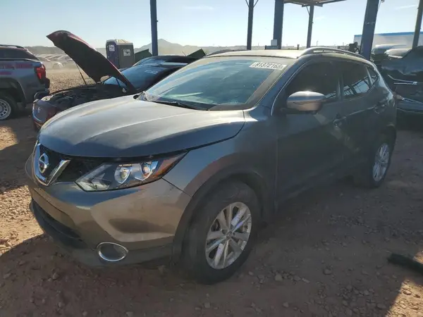 JN1BJ1CPXJW103738 2018 NISSAN ROGUE - Image 1