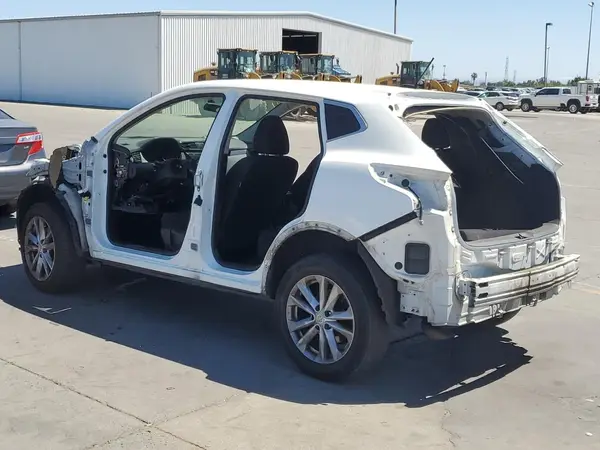 JN1BJ1CPXJW104632 2018 NISSAN ROGUE - Image 2