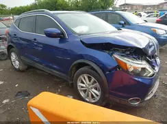 JN1BJ1CPXJW105473 2018 NISSAN ROGUE