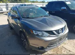 JN1BJ1CPXJW106591 2018 NISSAN ROGUE
