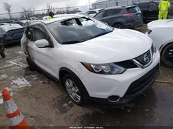 JN1BJ1CPXJW150638 2018 NISSAN ROGUE