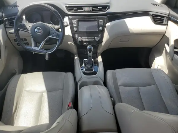 JN1BJ1CPXJW152826 2018 NISSAN ROGUE - Image 8