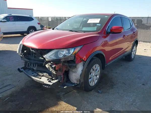 JN1BJ1CPXJW154432 2018 NISSAN ROGUE - Image 2