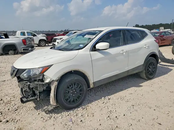 JN1BJ1CPXJW155581 2018 NISSAN ROGUE - Image 1