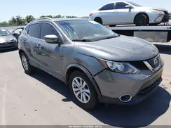 JN1BJ1CPXJW162742 2018 NISSAN ROGUE