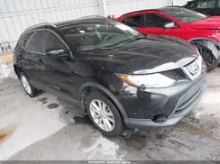 JN1BJ1CPXJW163387 2018 NISSAN ROGUE