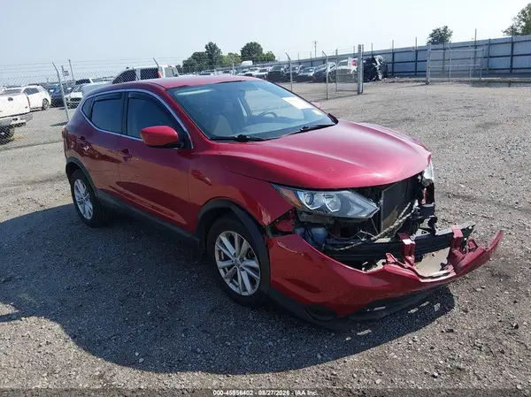 JN1BJ1CPXJW163938 2018 NISSAN ROGUE - Image 1