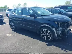JN1BJ1CPXJW164412 2018 NISSAN ROGUE