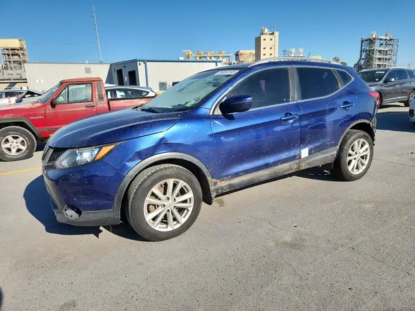 JN1BJ1CPXJW181341 2018 NISSAN ROGUE - Image 1