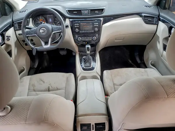 JN1BJ1CPXJW182425 2018 NISSAN ROGUE - Image 8