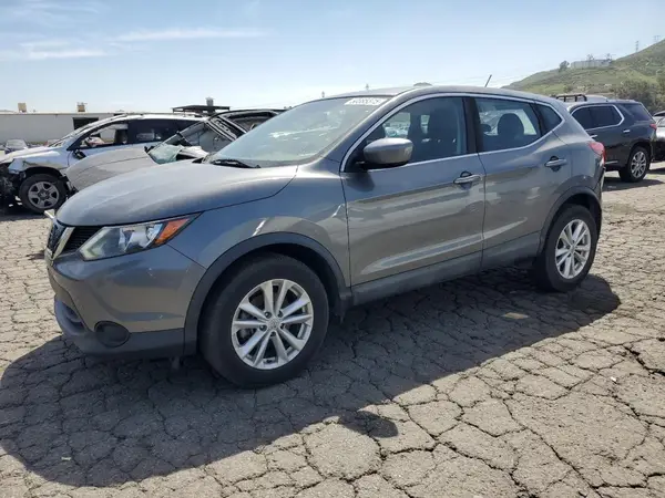 JN1BJ1CPXJW183283 2018 NISSAN ROGUE - Image 1