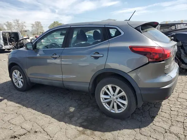 JN1BJ1CPXJW183283 2018 NISSAN ROGUE - Image 2