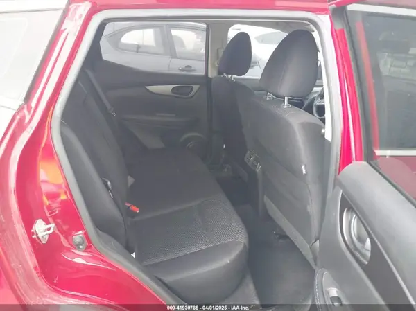 JN1BJ1CPXJW183803 2018 NISSAN ROGUE - Image 8