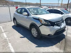 JN1BJ1CPXJW184305 2018 NISSAN ROGUE