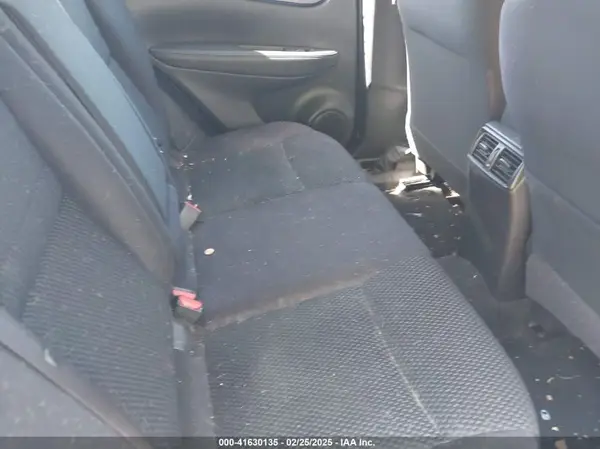 JN1BJ1CPXJW184885 2018 NISSAN ROGUE - Image 8