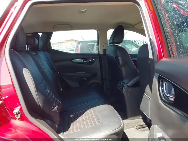 JN1BJ1CPXJW189309 2018 NISSAN ROGUE - Image 8