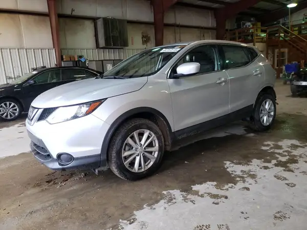 JN1BJ1CPXJW189682 2018 NISSAN ROGUE - Image 1